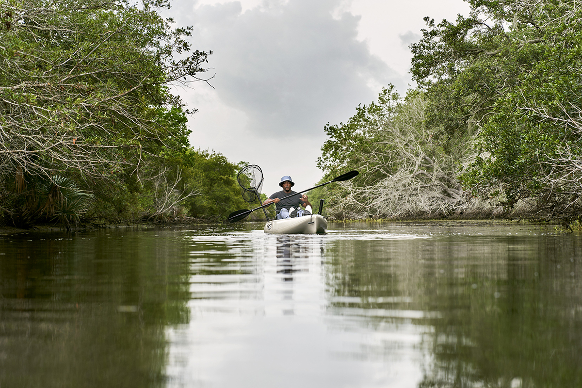 Anthony Mackie kayaking along the Bayous near Violet, Louisiana, which are fed by the Mississippi River. CREDIT: National Geographic/Brian Roedel.