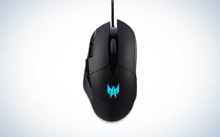  A Acer Predator Cestus 315 Gaming Mouse on a plain background.