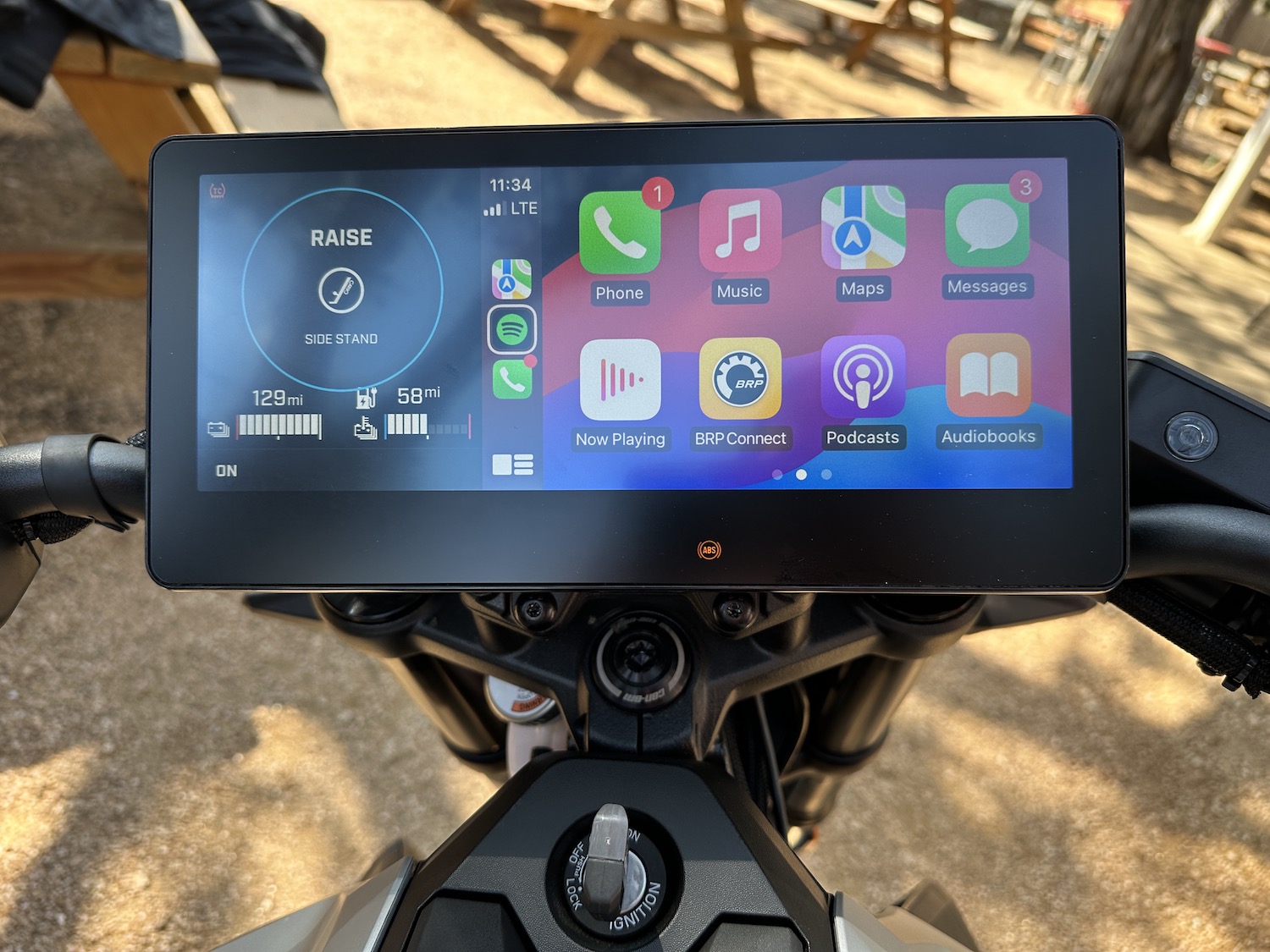 apple car play open on motorcycle screen