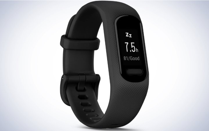  Garmin Vivosmart 5 on a plain white background.