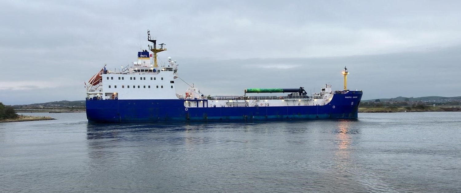 When not in use, a FastRig wing-sail lays across a cargo ship's deck. Credit: Smart Green Shipping