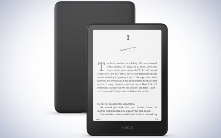  Kindle Paperwhite on a plain white background.