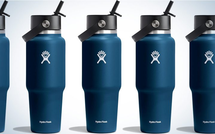  Hydroflasks in a row